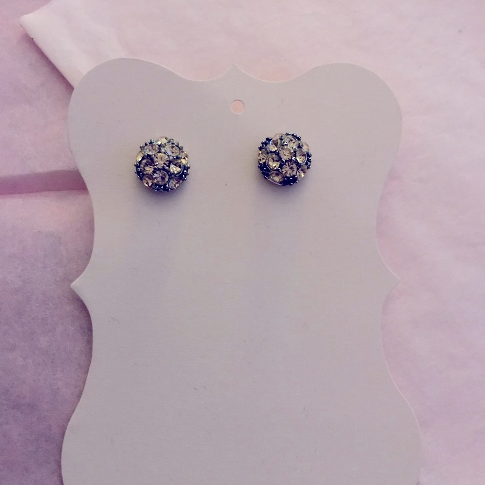 Earings